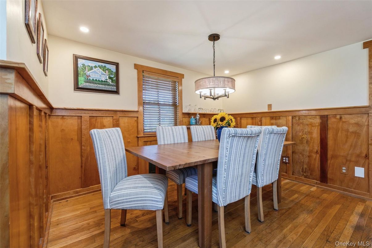 Dining room, Interior, Recessed Lighting, Wood Texture Flooring