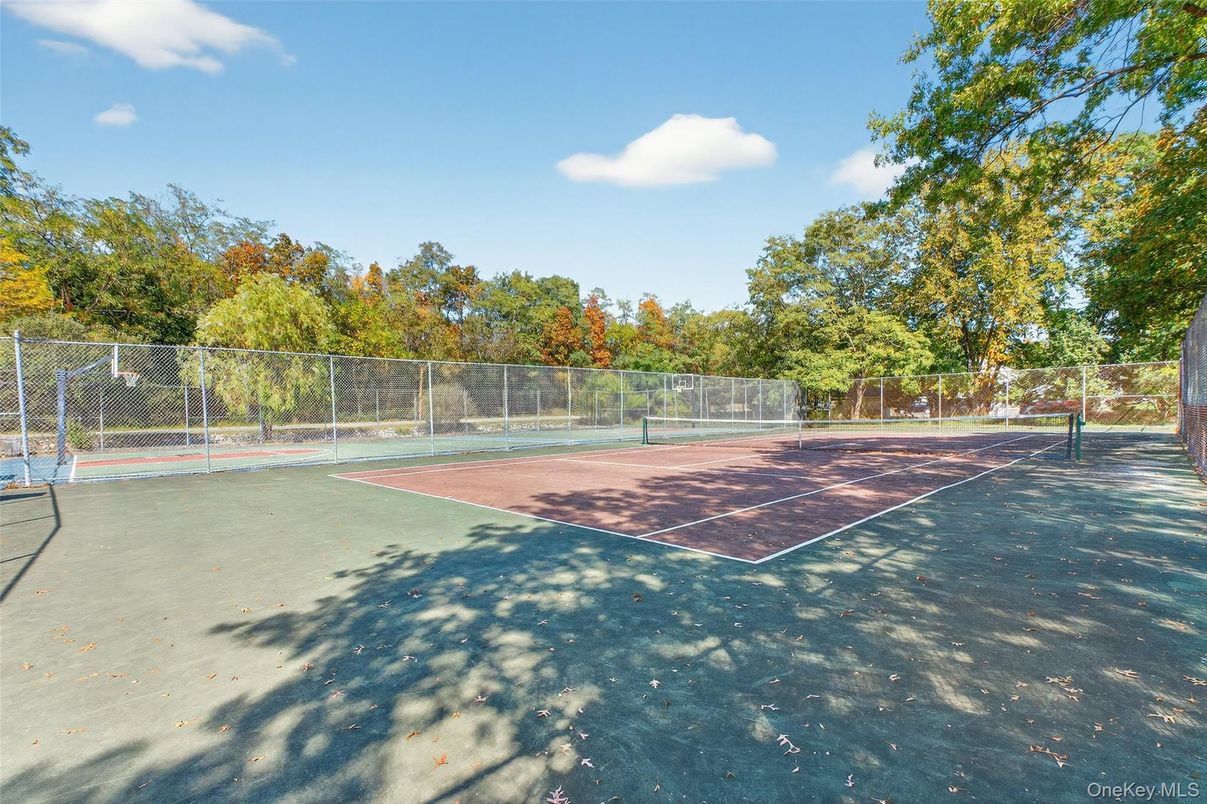Exterior, Tennis Courts