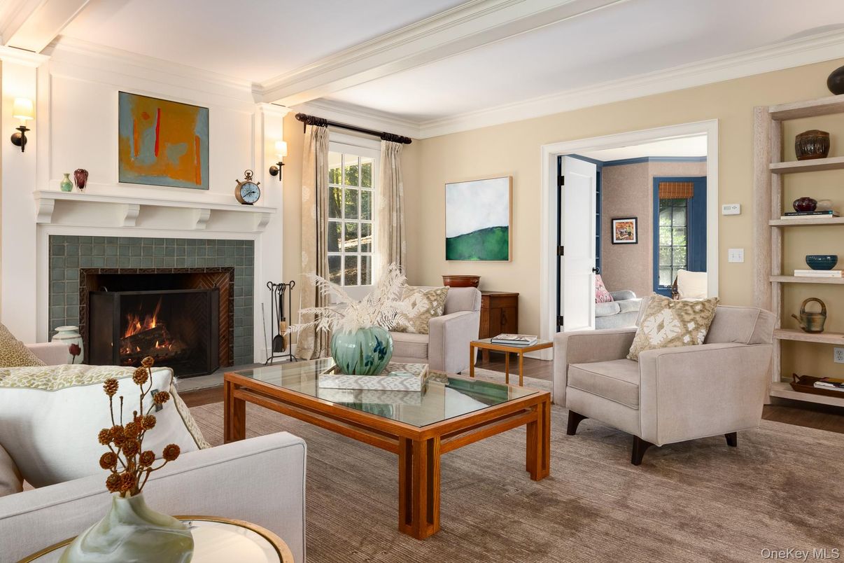 Fireplace, Interior, Living room