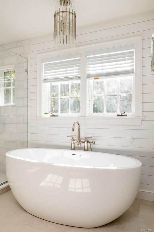Bathroom, Free Standing Baths, Interior