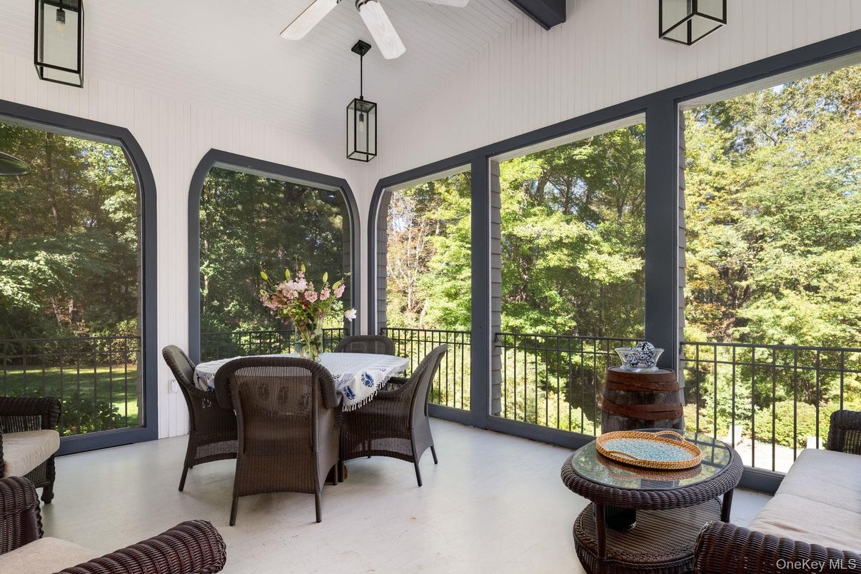 Dining room, Interior, Sun Room