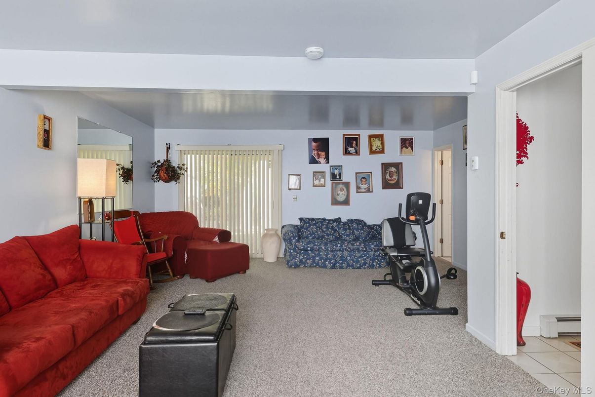 Fitness Equipment, Interior, Living room