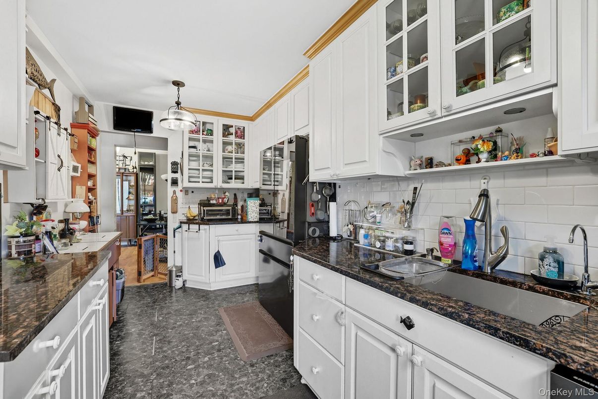 Interior, Kitchen, Pendant Lights