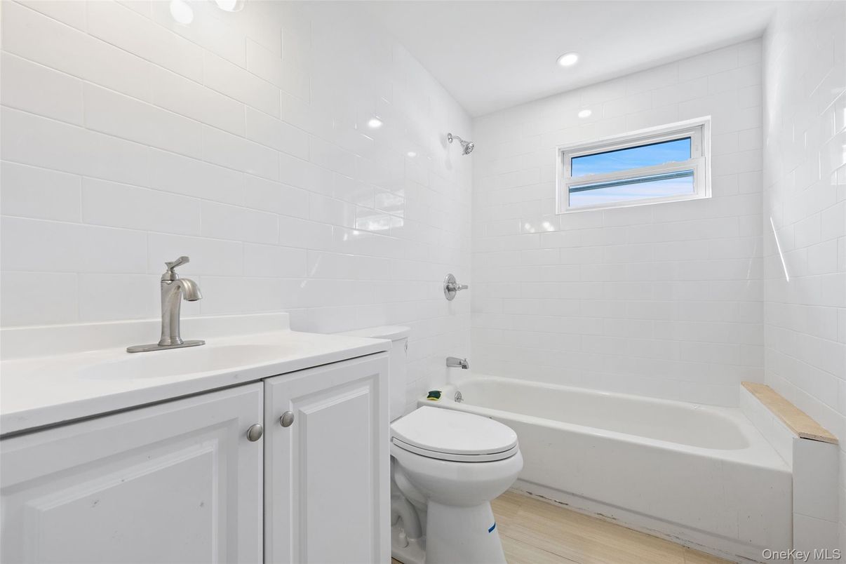 Bathroom, Interior, Recessed Lighting, Wood Texture Flooring