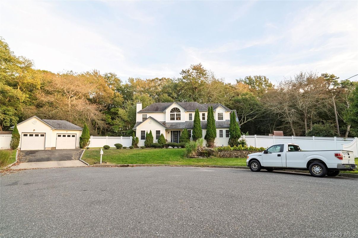 Detached Garage, Exterior, Facade, Georgian