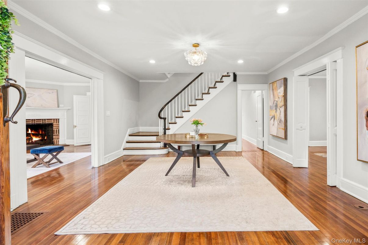 Chandelier, Dining room, Fireplace, Interior, Recessed Lighting, Wood Texture Flooring