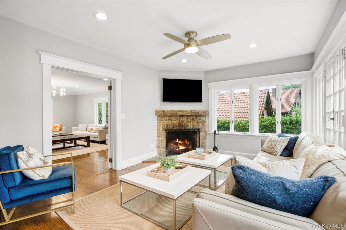 Fireplace, Interior, Living room, Recessed Lighting, Wood Texture Flooring