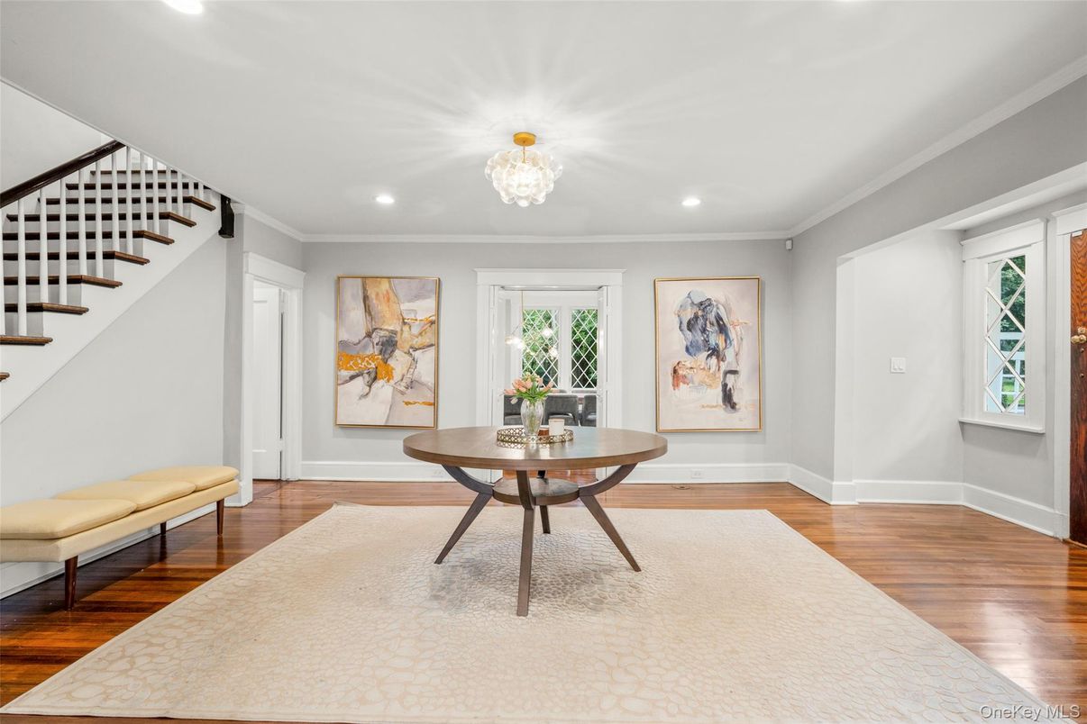 Chandelier, Interior, Recessed Lighting, Wood Texture Flooring