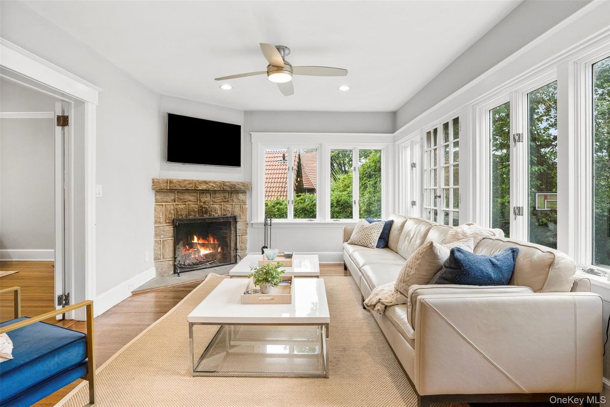 Fireplace, Interior, Living room, Recessed Lighting, Wood Texture Flooring