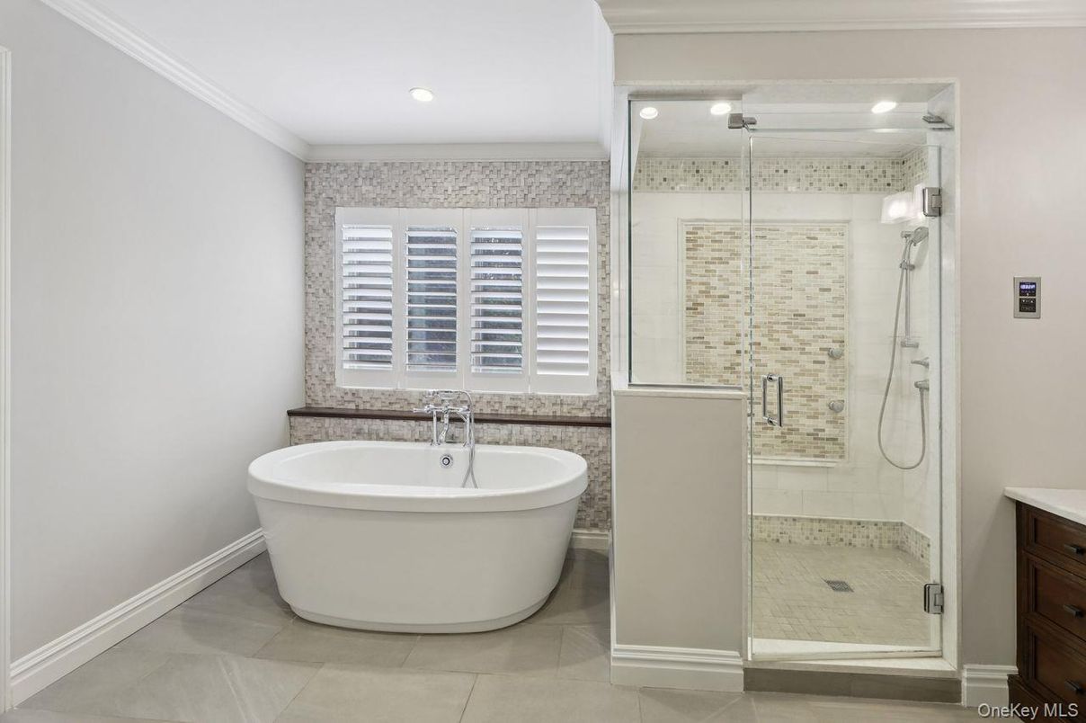 Bathroom, Free Standing Baths, Glass Shower, Interior, Recessed Lighting