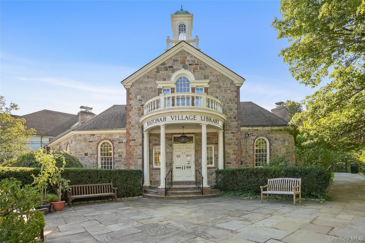 Exterior, Facade, Brick Facade, French Provincial