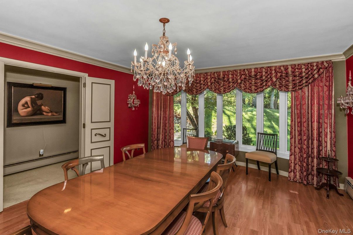Chandelier, Dining room, Interior, Wood Texture Flooring