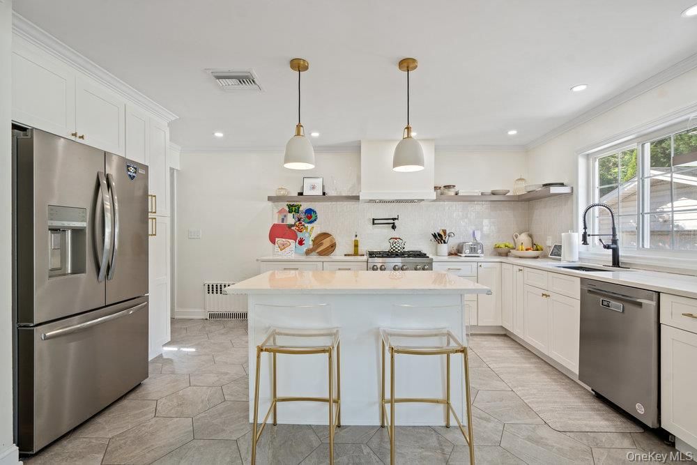 Interior, Kitchen, Pendant Lights, Recessed Lighting, Stainless Steel Appliances