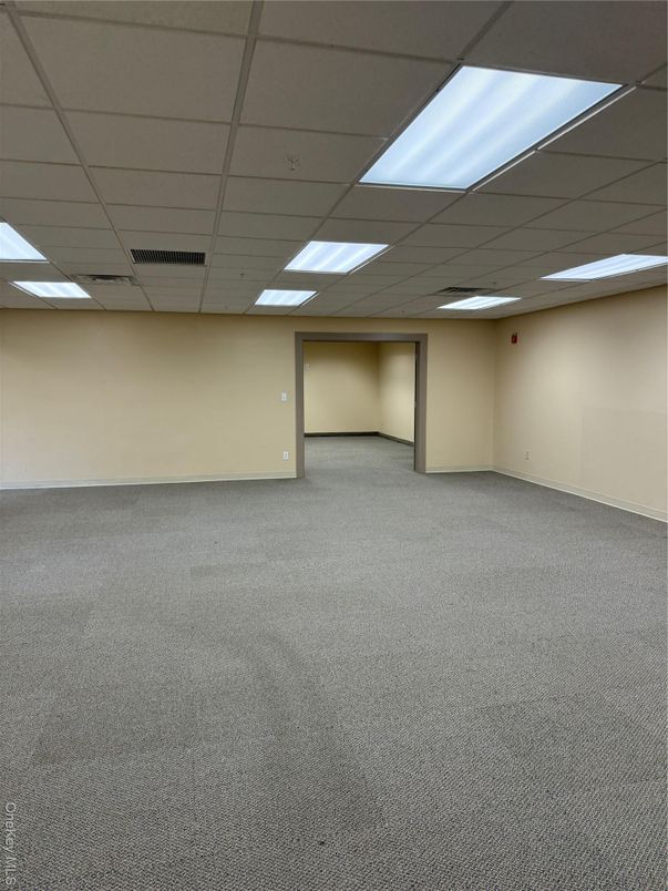 Empty room, Interior, Recessed Lighting