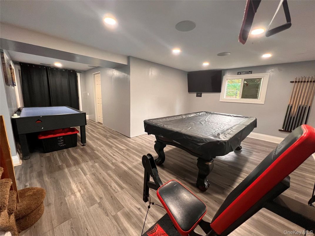 Billiard Table, Game Room, Interior, Recessed Lighting, Wood Texture Flooring