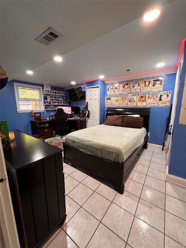 Bedroom, Interior, Recessed Lighting