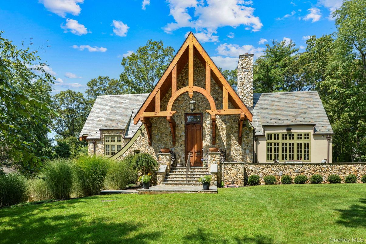 Backyard, Exterior, Facade, A Frame