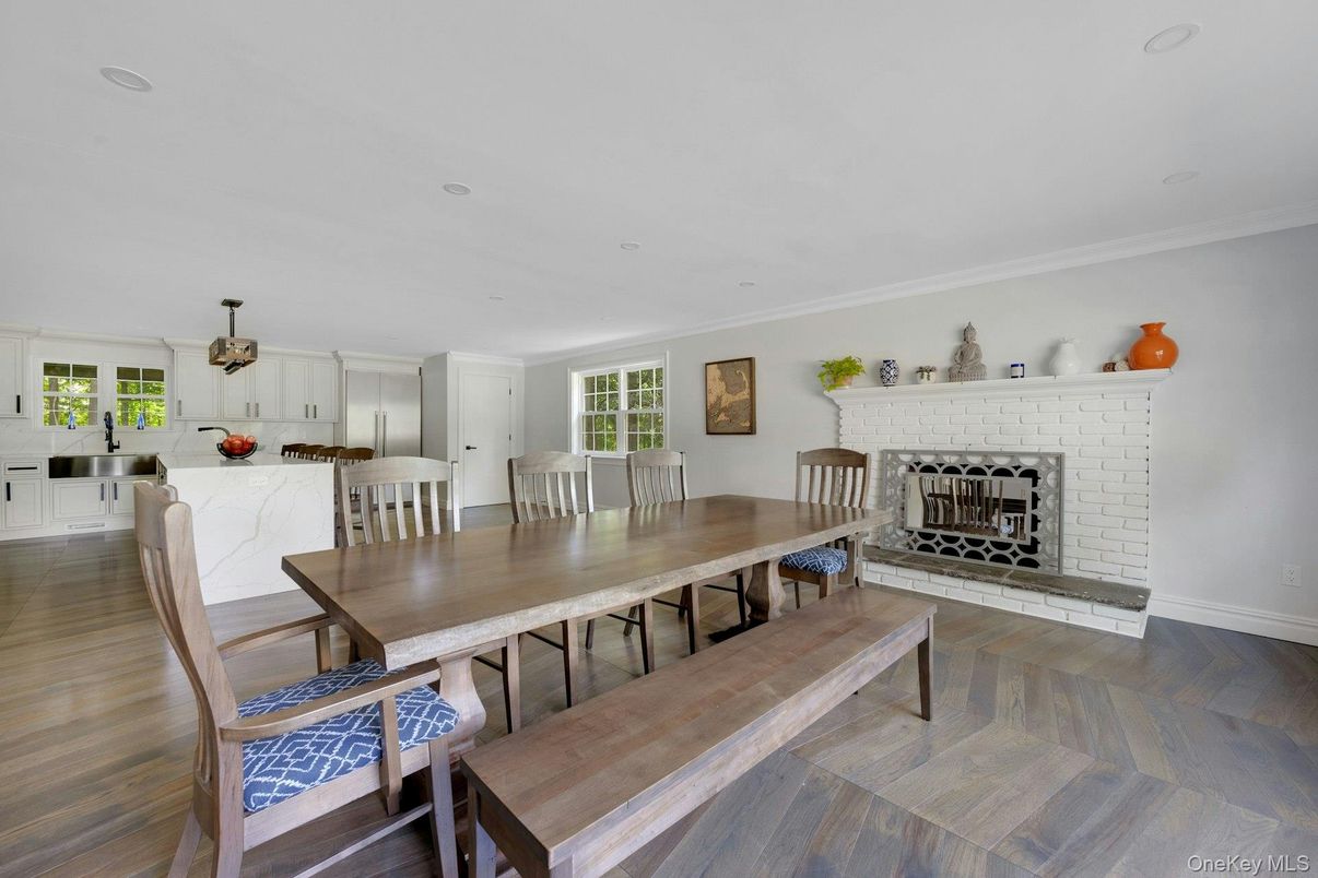 Dining room, Fireplace, Interior, Recessed Lighting, Wood Texture Flooring