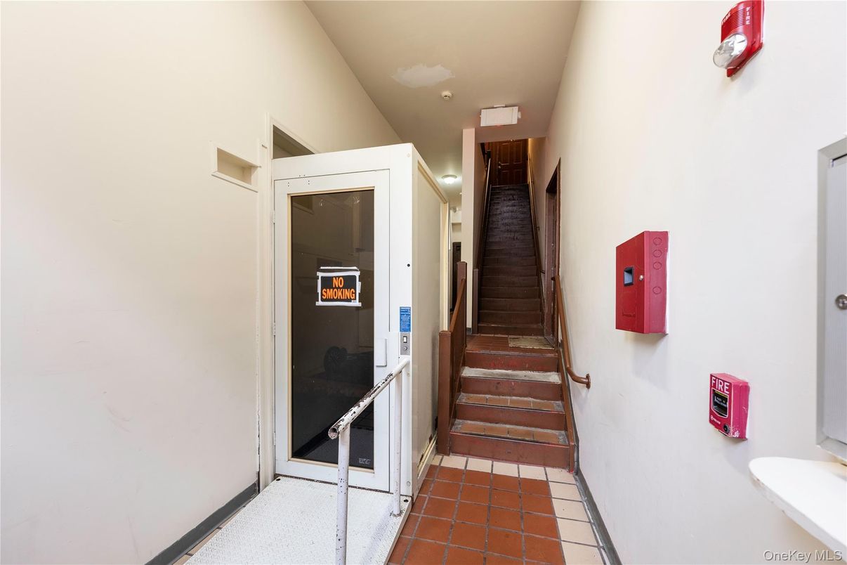Elevator, Interior, Recessed Lighting