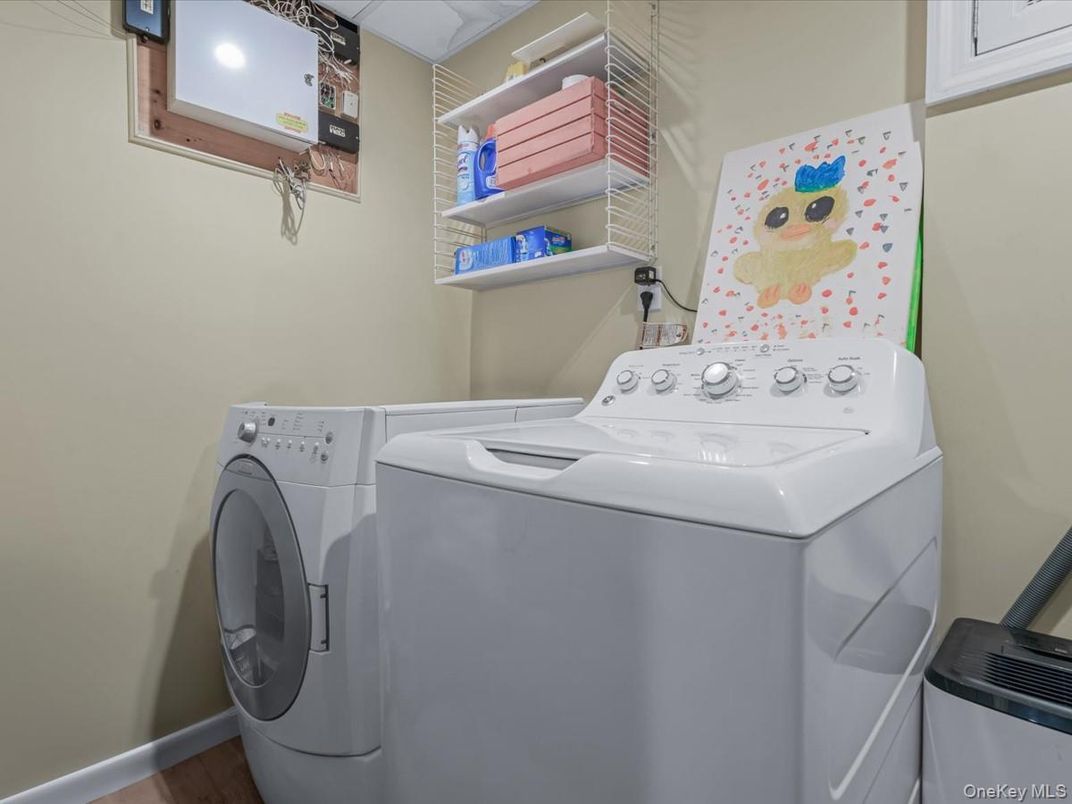 Interior, Recessed Lighting, Utility Closets, Washer, Wood Texture Flooring