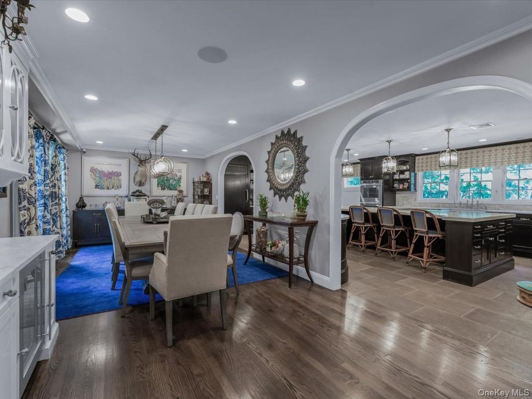 Dining room, Interior, Kitchen, Pendant Lights, Recessed Lighting, Wood Texture Flooring