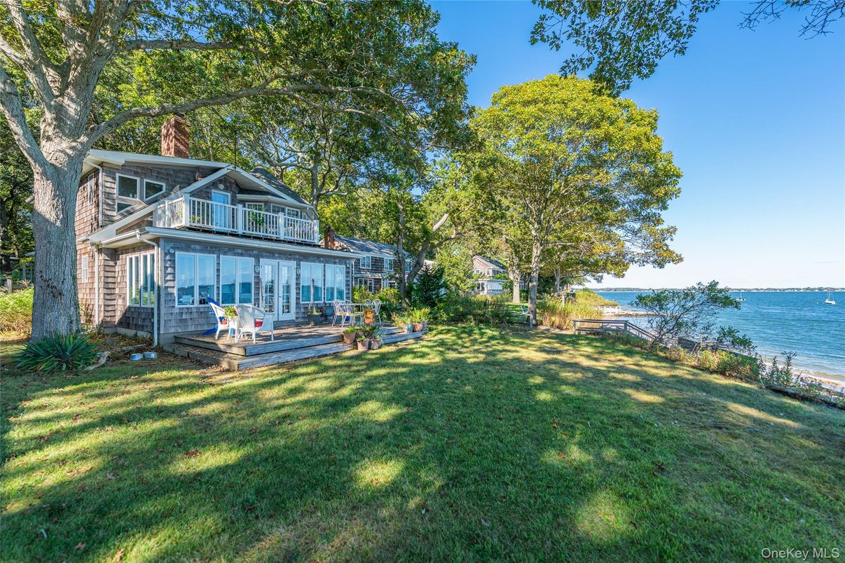Backyard, Exterior, Water