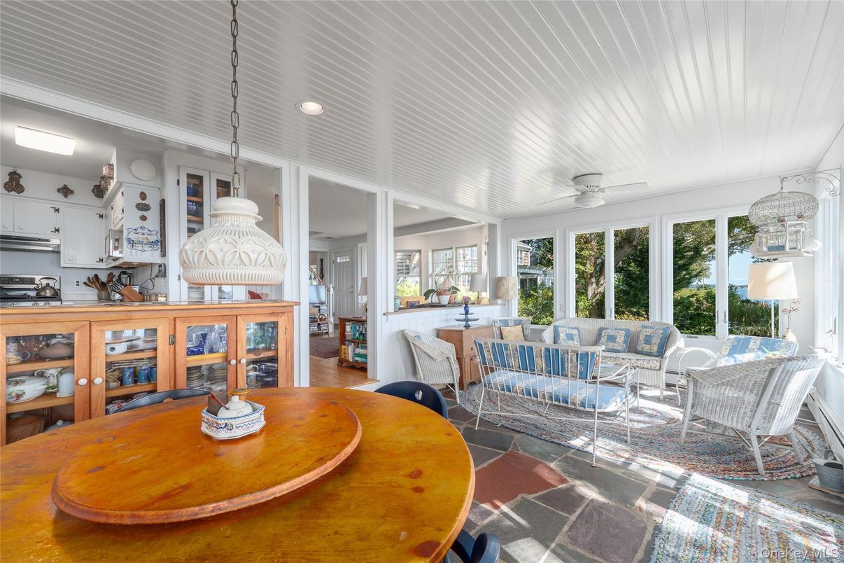 Dining room, Interior, Kitchen, Living room, Recessed Lighting