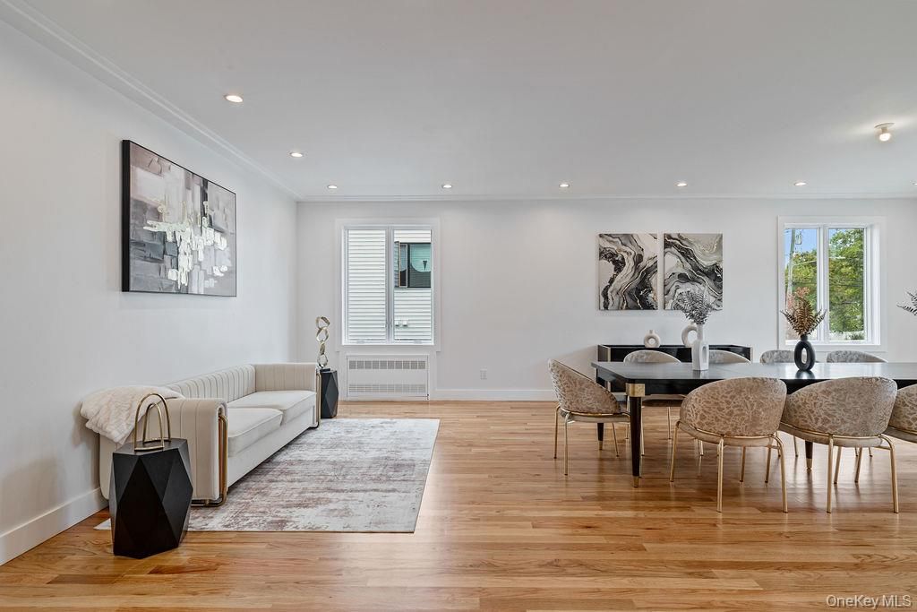 Dining room, Interior, Living room, Recessed Lighting, Wood Texture Flooring