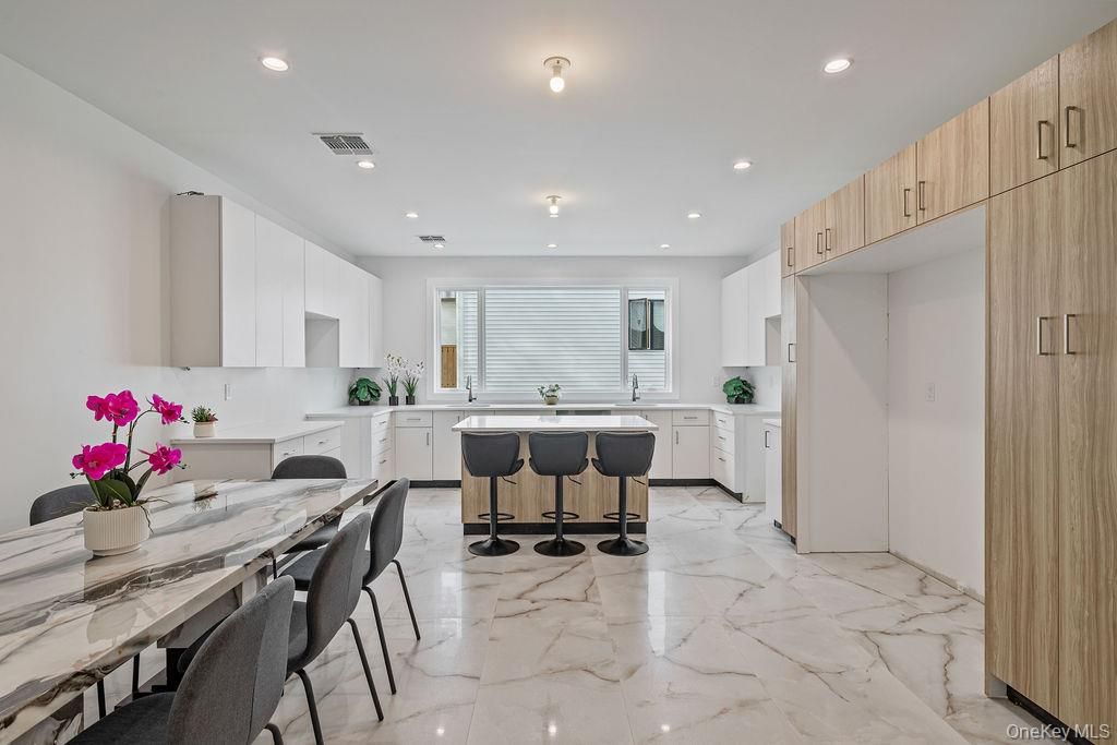 Interior, Kitchen, Marble, Recessed Lighting