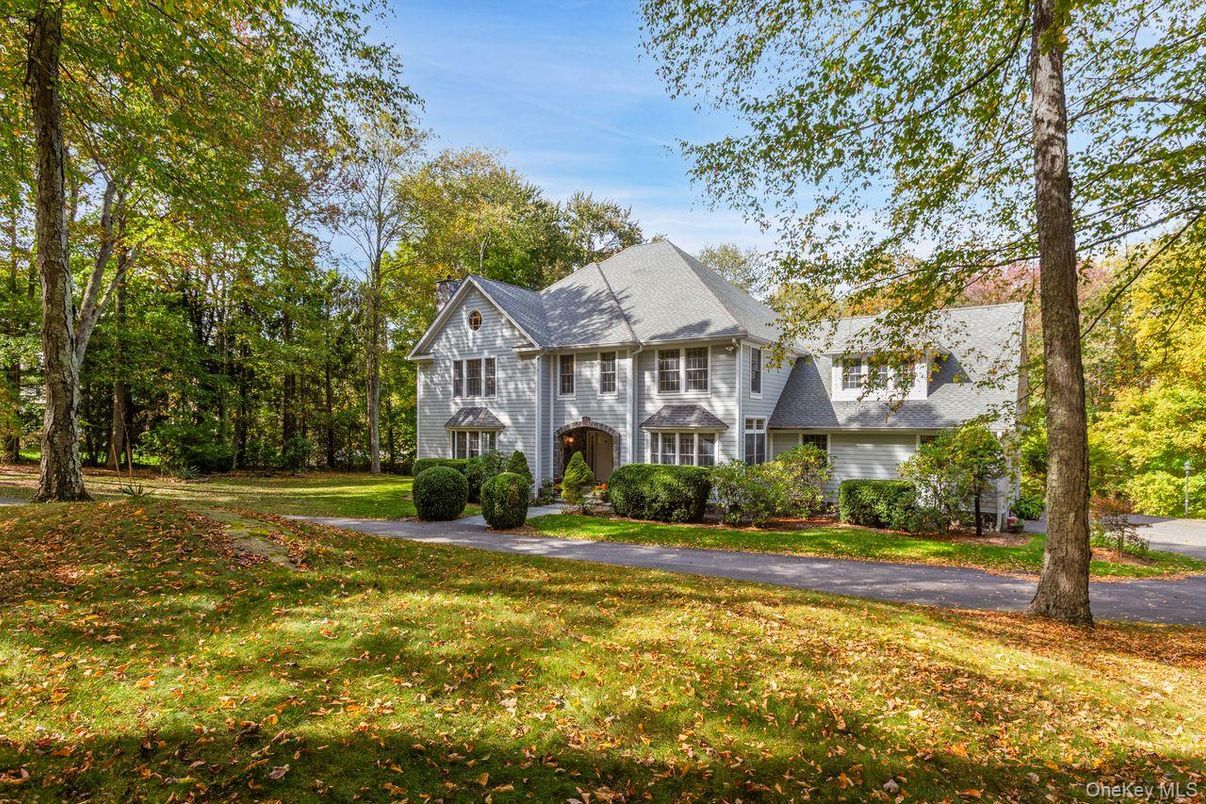 Backyard, Exterior, Facade, French Provincial