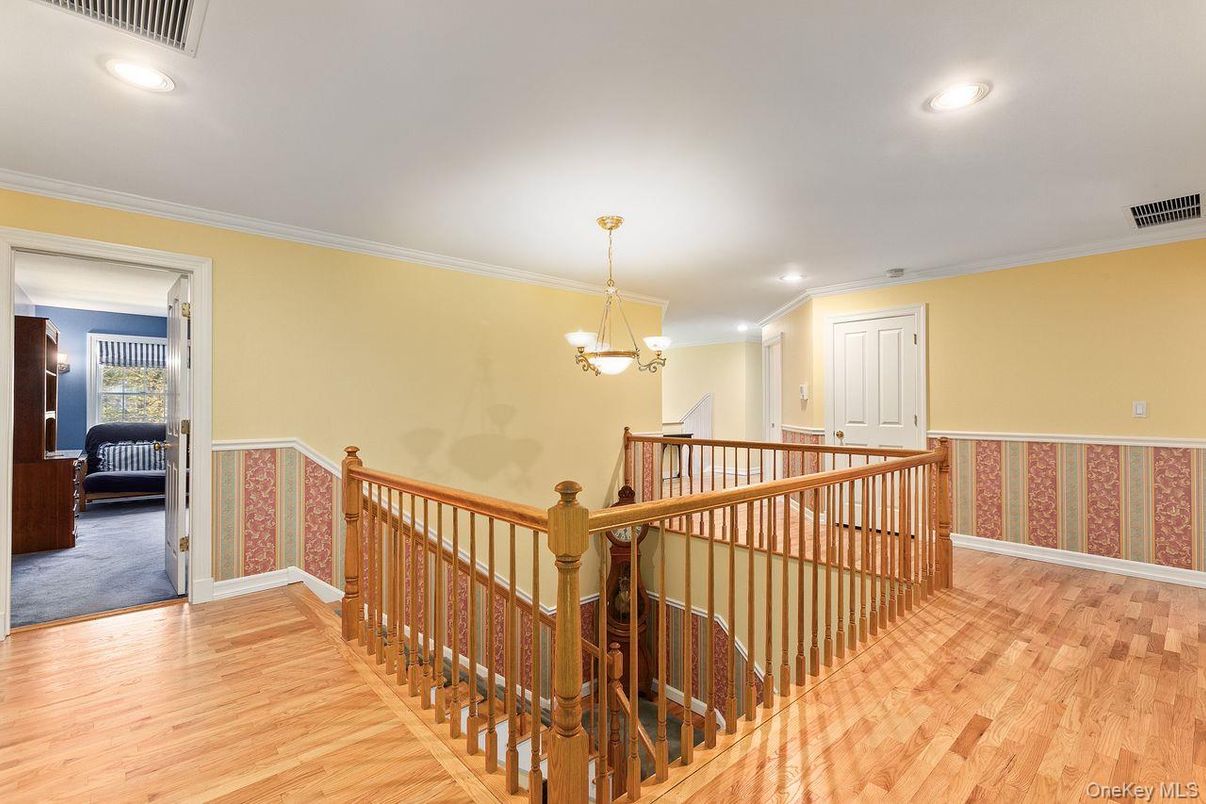 Chandelier, Interior, Recessed Lighting, Wood Texture Flooring