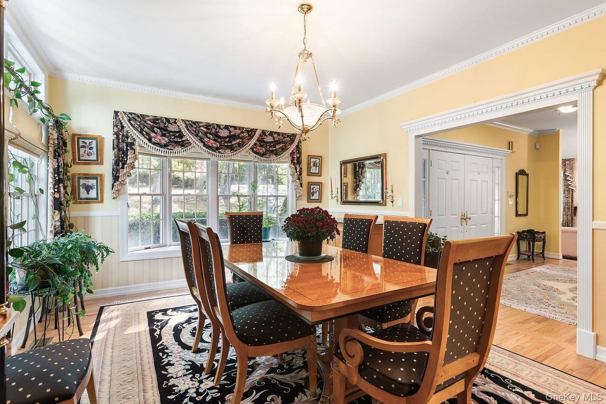 Chandelier, Dining room, Interior, Wood Texture Flooring