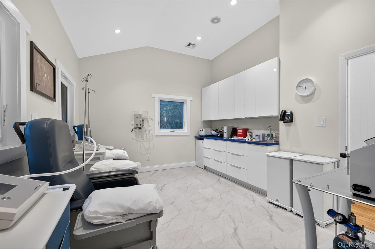 Interior, Marble, Recessed Lighting