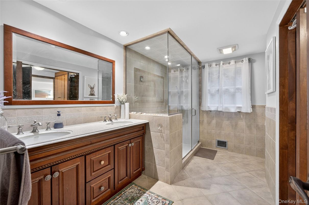 Bathroom, Dual Sink Vanities, Glass Shower, Interior, Recessed Lighting