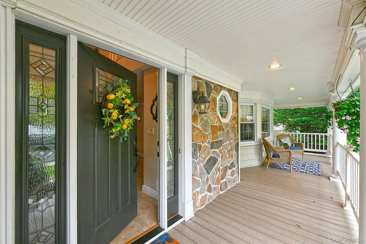 Exterior, Recessed Lighting