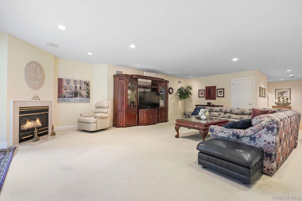 Fireplace, Interior, Living room, Recessed Lighting