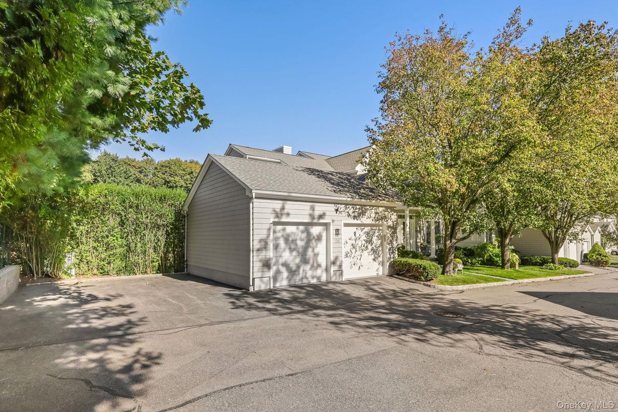 Detached Garage, Exterior