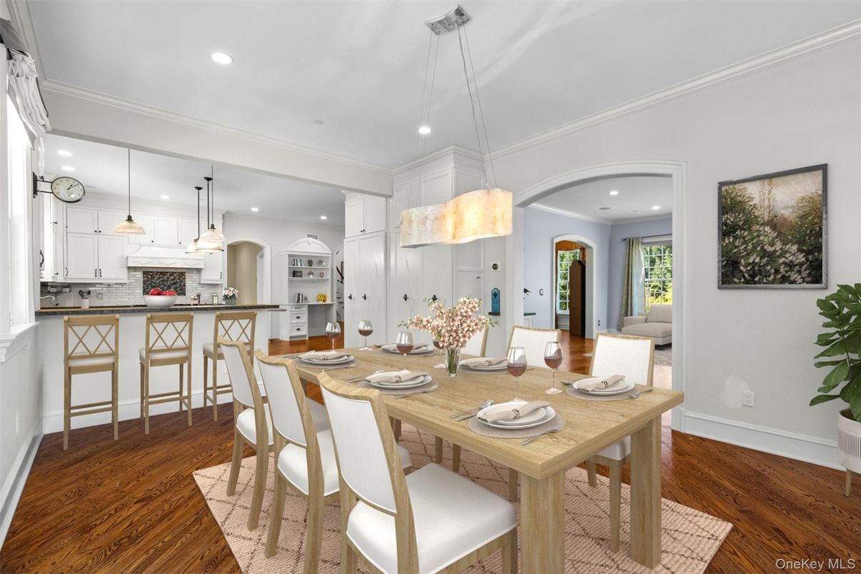 Dining room, Interior, Kitchen, Pendant Lights, Recessed Lighting, Wood Texture Flooring