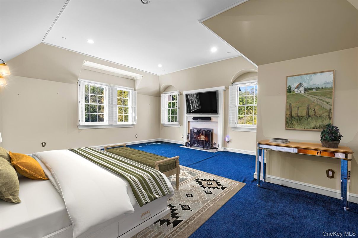Bedroom, Fireplace, Interior, Recessed Lighting