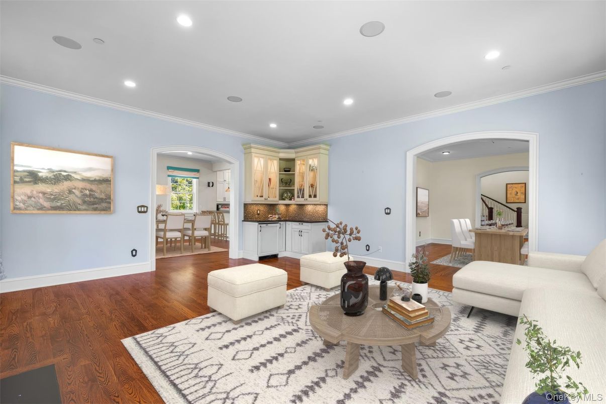 Dining room, Interior, Living room, Recessed Lighting, Wood Texture Flooring