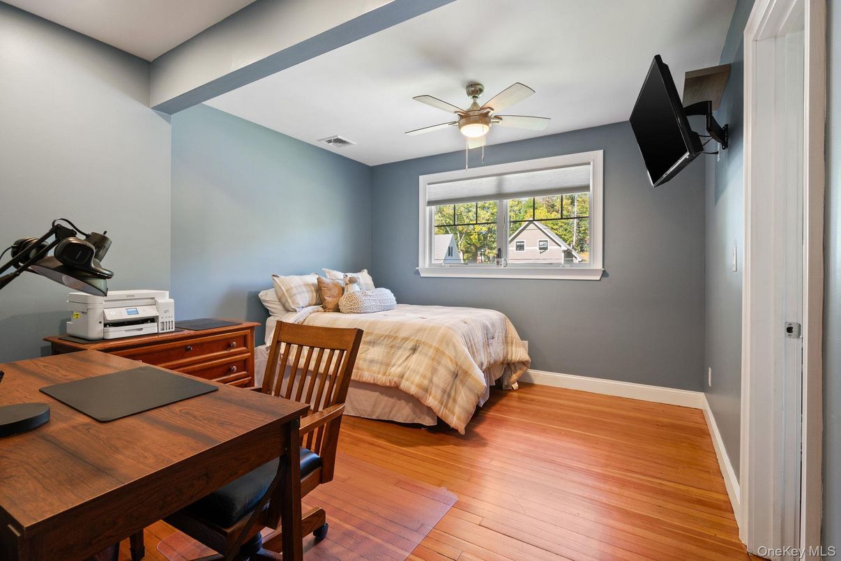 Bedroom, Home Office, Interior, Wood Texture Flooring