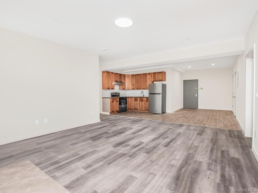 Empty room, Interior, Kitchen, Recessed Lighting, Wood Texture Flooring