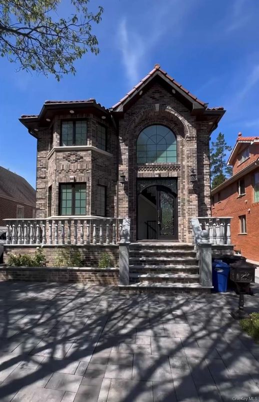 Exterior, Facade, Brick Facade, Mediterranean