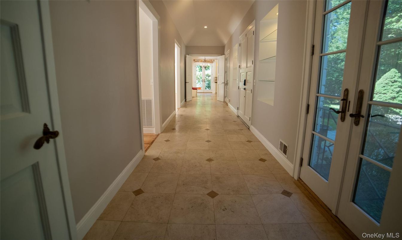 Interior, Recessed Lighting