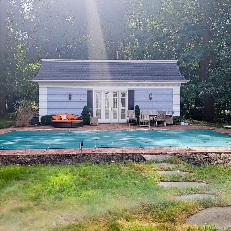 Backyard, Exterior, Pool