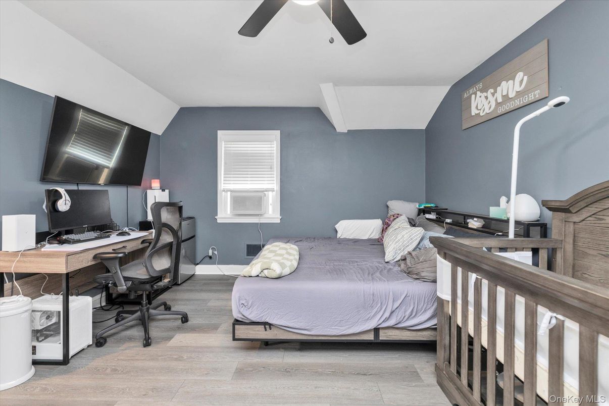 Bedroom, Home Office, Interior, Wood Texture Flooring