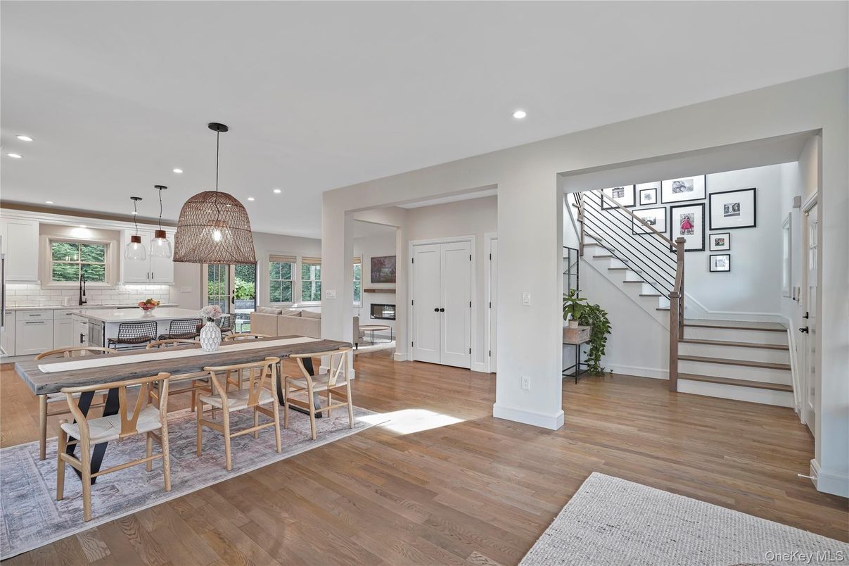 Dining room, Interior, Kitchen, Pendant Lights, Recessed Lighting, Wood Texture Flooring