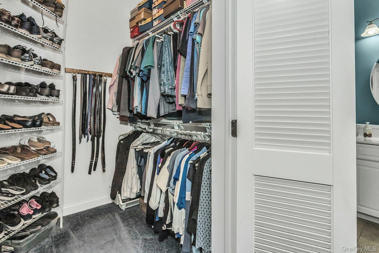 Interior, Walk-in Closets
