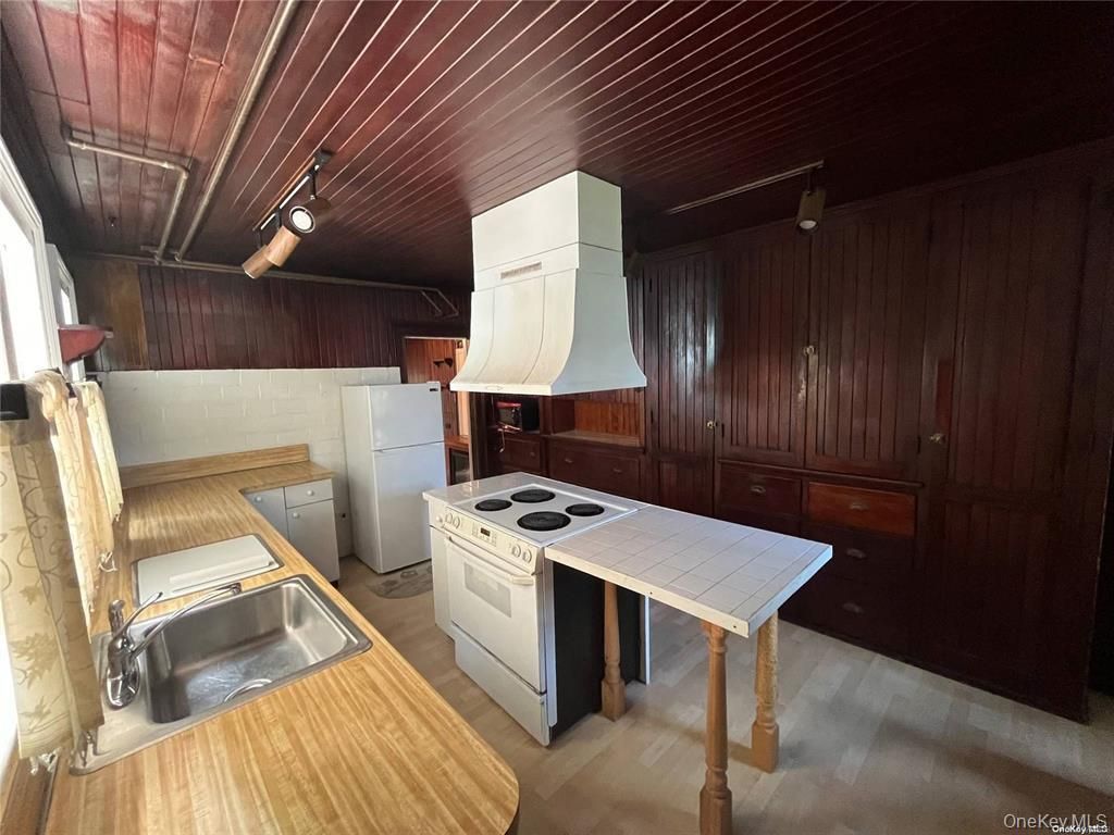 Interior, Kitchen