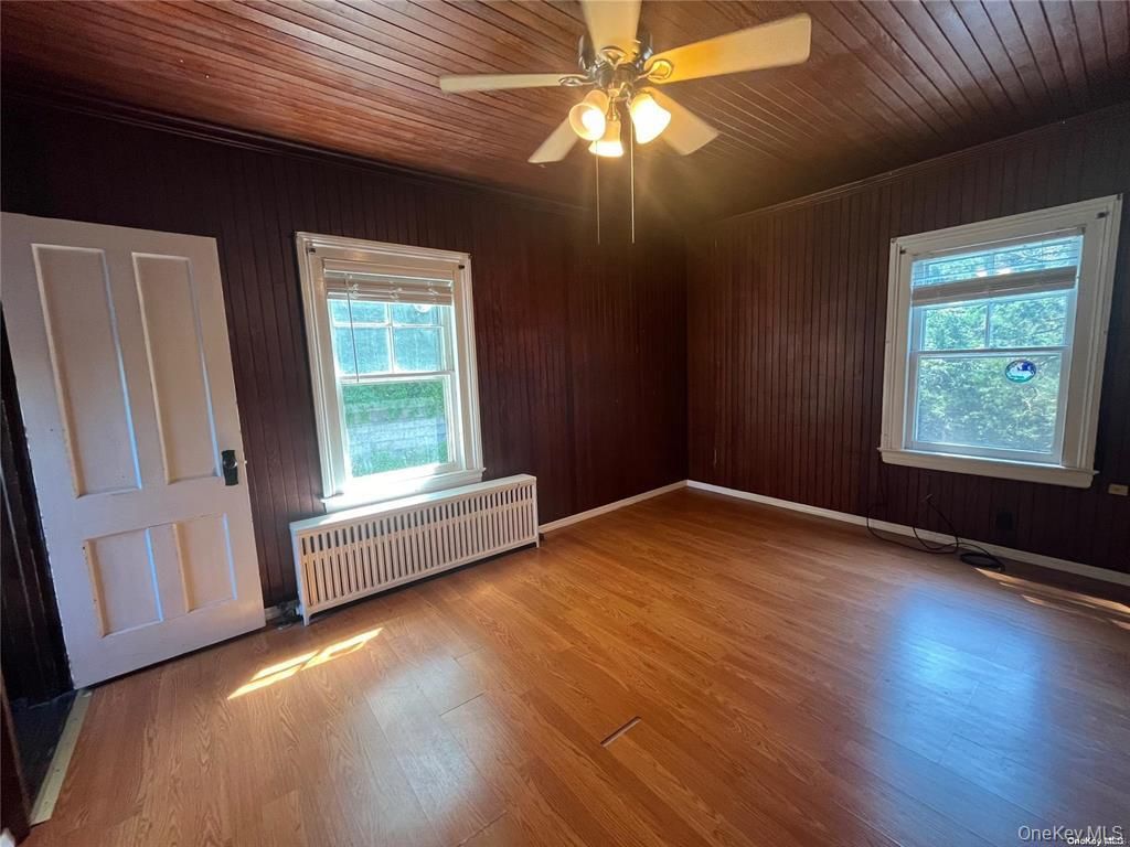 Empty room, Interior, Wooden Ceilings, Wood Texture Flooring, Wooden Walls